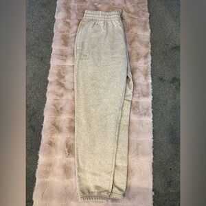 Under Armour MENS Light Gray Joggers